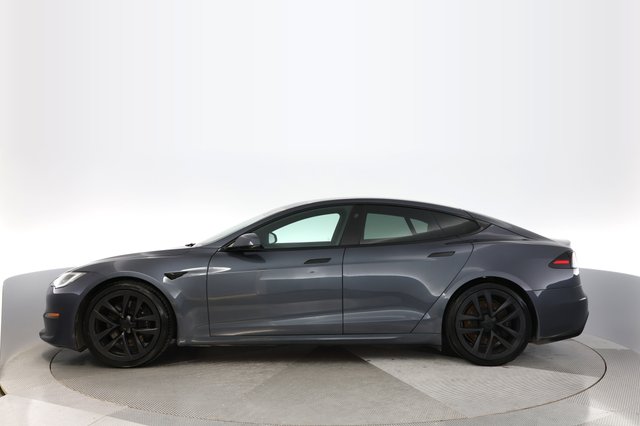 2022 Tesla Model S — photo 12 of 19
