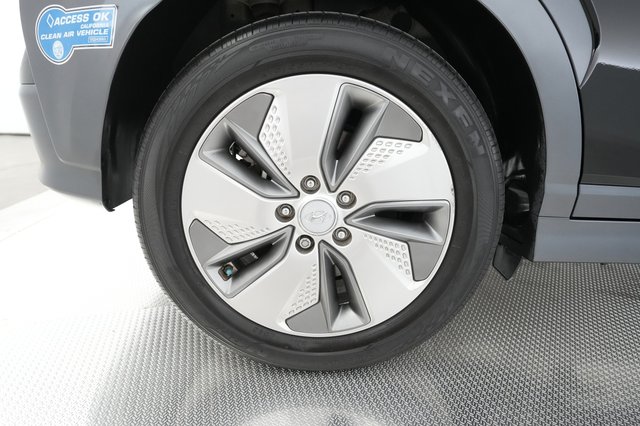 2021 Hyundai Kona — photo 13 of 25