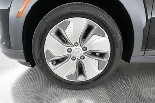 2021 Hyundai Kona — photo 10 of 25