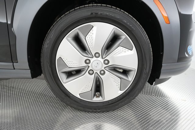 2021 Hyundai Kona — photo 12 of 25
