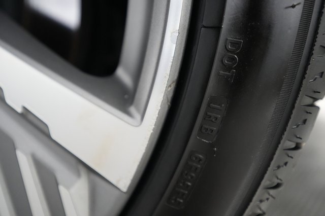 2022 Audi e-tron Sportback — photo 23 of 25