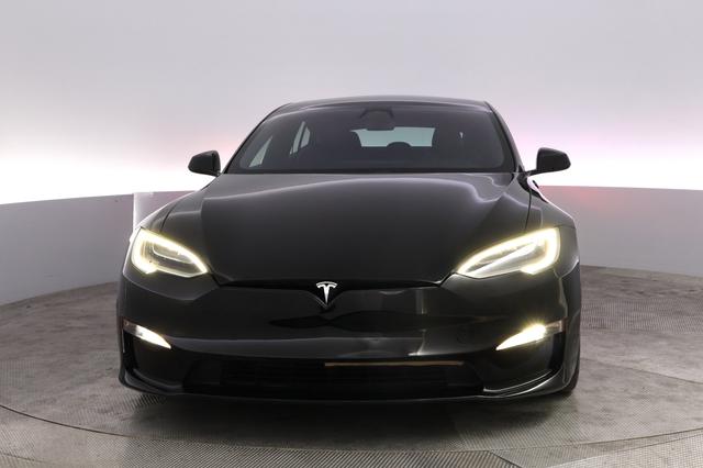 2022 Tesla Model S — photo 9 of 23