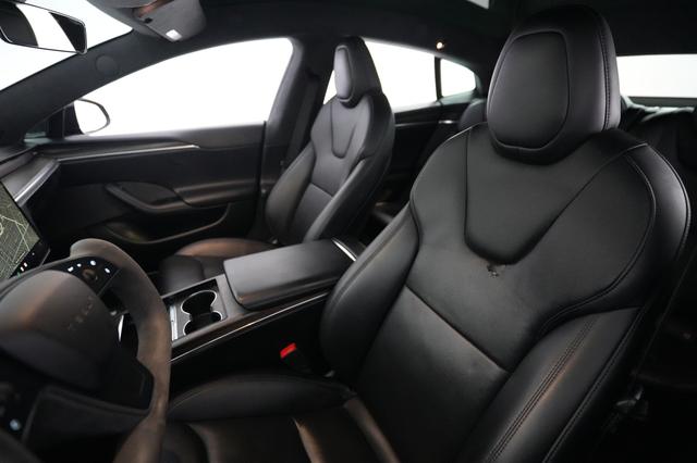 2022 Tesla Model S — photo 3 of 23