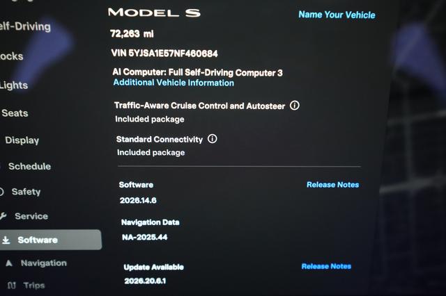 2022 Tesla Model S — photo 5 of 23