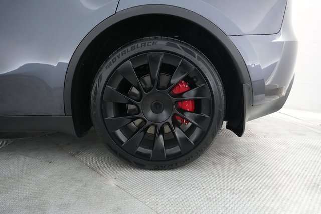 2022 Tesla Model Y — photo 15 of 23