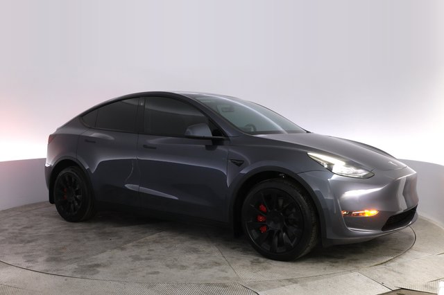 2022 Tesla Model Y — photo 11 of 23