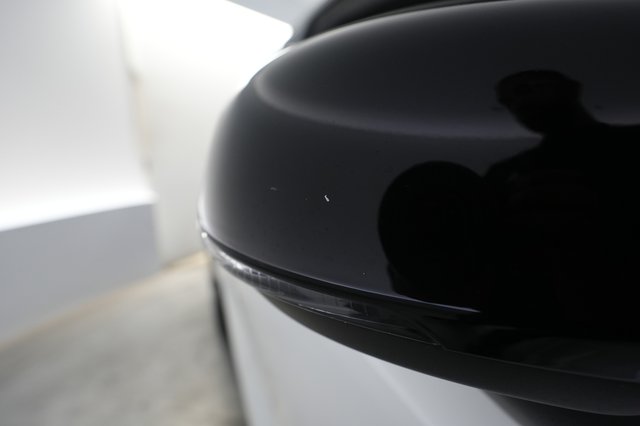 2023 Volvo XC40 Recharge — photo 22 of 23