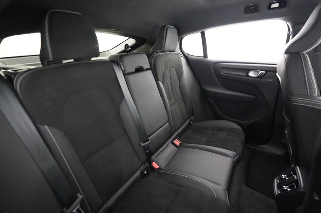 2023 Volvo C40 Recharge — photo 4 of 24