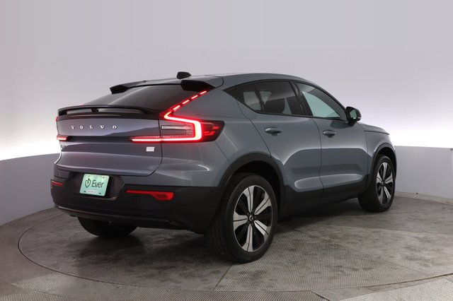 2023 Volvo C40 Recharge — photo 2 of 24