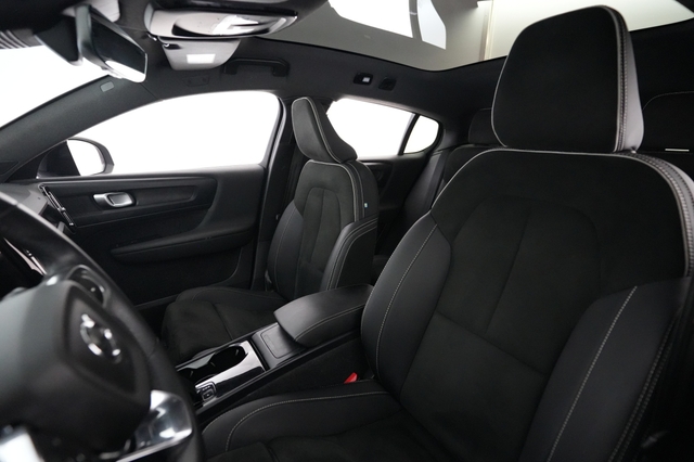 2023 Volvo C40 Recharge