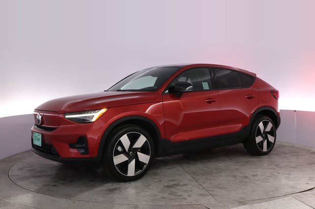 2023 Volvo C40 Recharge — photo 14 of 29
