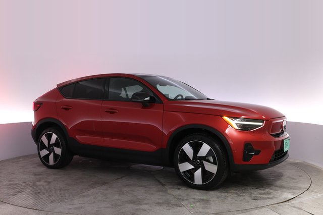 2023 Volvo C40 Recharge — photo 11 of 29