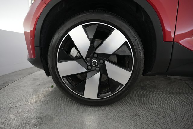 2023 Volvo C40 Recharge — photo 15 of 29
