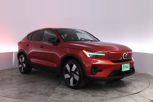 2023 Volvo C40 Recharge — photo 10 of 29