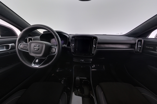 2023 Volvo C40 Recharge