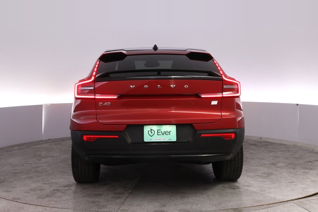 2023 Volvo C40 Recharge