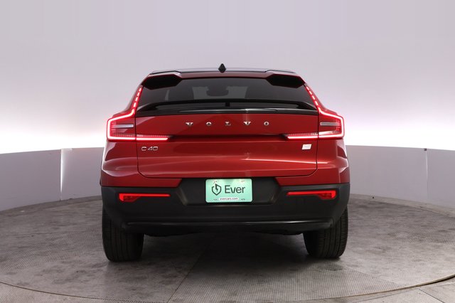 2023 Volvo C40 Recharge — photo 12 of 29