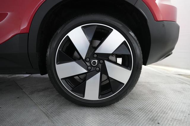 2023 Volvo C40 Recharge — photo 7 of 29