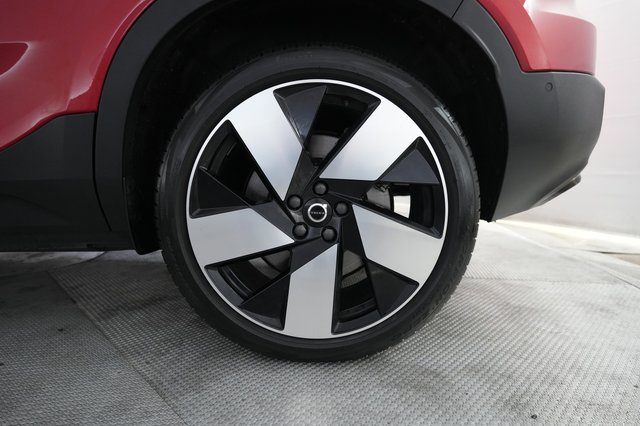 2023 Volvo C40 Recharge — photo 7 of 29