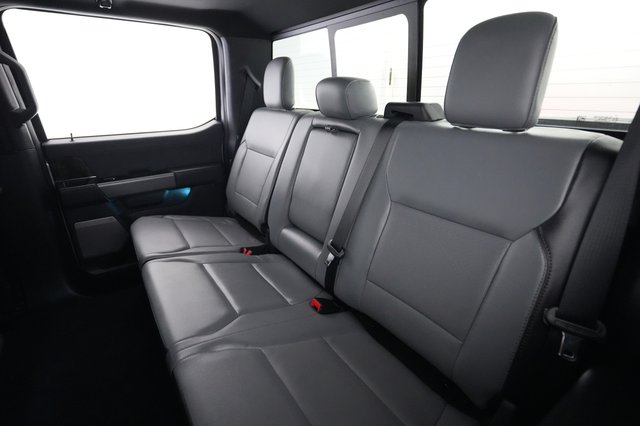 2023 Ford F-150 Lightning — photo 13 of 17