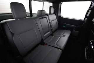 2023 Ford F-150 Lightning — photo 4 of 17