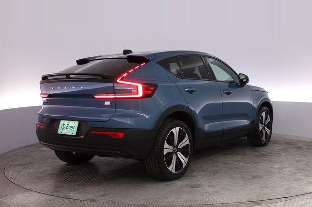 2023 Volvo C40 Recharge — photo 2 of 30