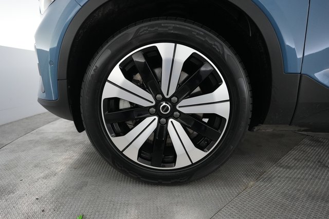 2023 Volvo C40 Recharge — photo 15 of 30
