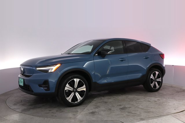 2023 Volvo C40 Recharge — photo 14 of 30