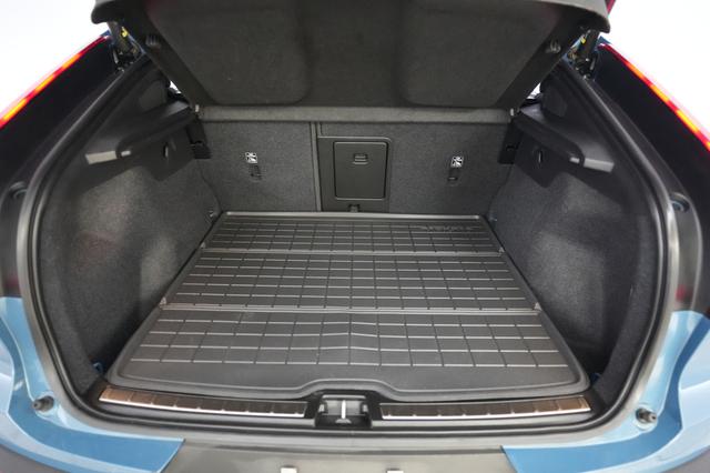 2023 Volvo C40 Recharge — photo 6 of 30