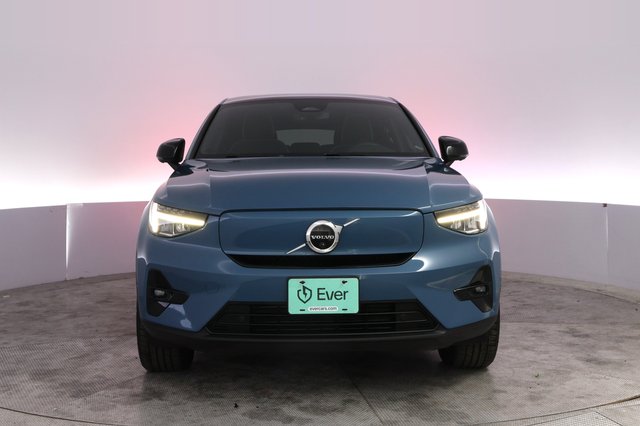 2023 Volvo C40 Recharge — photo 9 of 30