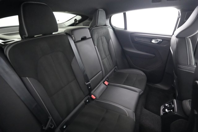 2023 Volvo C40 Recharge — photo 4 of 30