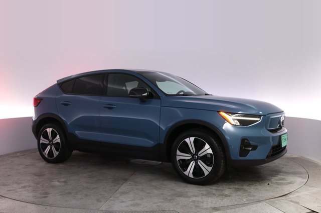 2023 Volvo C40 Recharge — photo 11 of 30