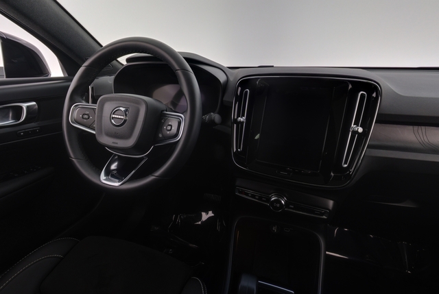 2023 Volvo C40 Recharge