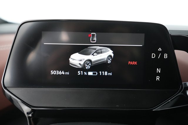 2021 Volkswagen ID.4 — photo 18 of 20