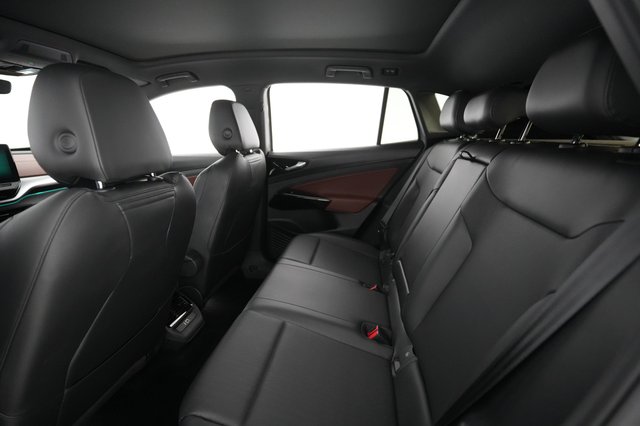 2021 Volkswagen ID.4 — photo 13 of 20