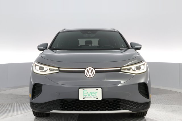 2021 Volkswagen ID.4 — photo 2 of 20