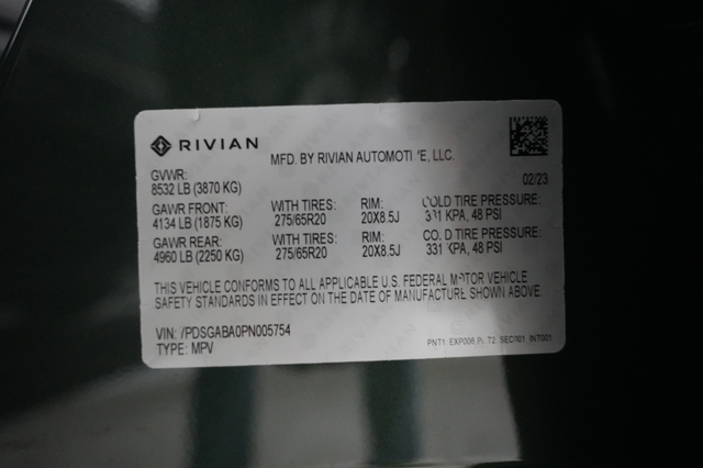 2023 Rivian R1S