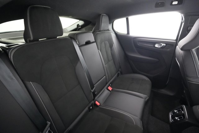 2023 Volvo C40 Recharge — photo 4 of 24