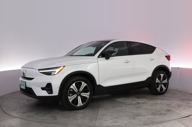 2023 Volvo C40 Recharge — photo 14 of 24