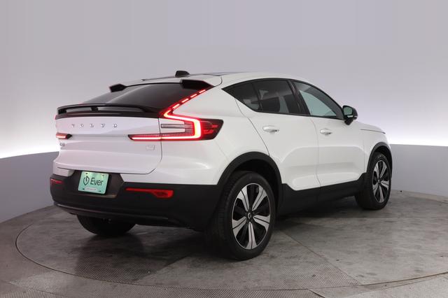 2023 Volvo C40 Recharge — photo 2 of 24