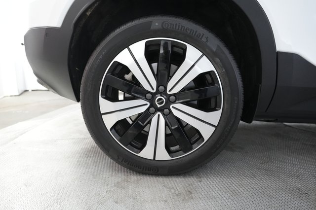 2023 Volvo C40 Recharge — photo 17 of 24
