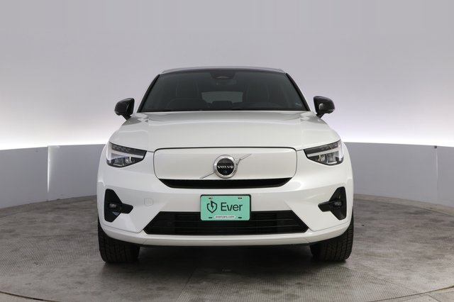 2023 Volvo C40 Recharge — photo 9 of 28
