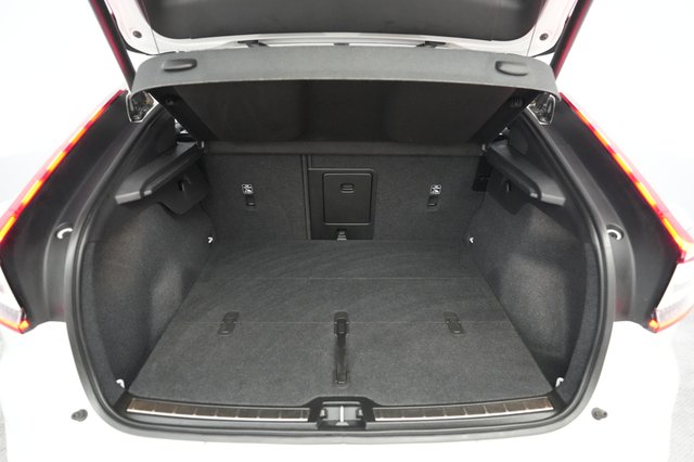 2023 Volvo C40 Recharge — photo 6 of 28