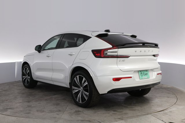 2023 Volvo C40 Recharge — photo 13 of 28