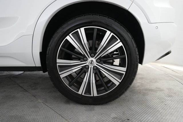 2023 Volvo C40 Recharge — photo 7 of 28
