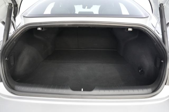2023 Hyundai IONIQ 6 — photo 6 of 21