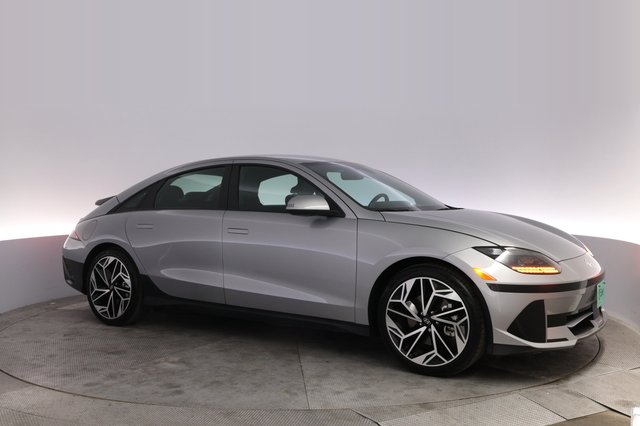 2023 Hyundai IONIQ 6 — photo 11 of 21