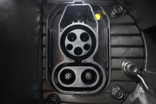 2023 Hyundai IONIQ 6 — photo 8 of 21