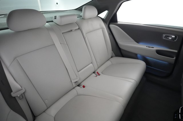 2023 Hyundai IONIQ 6 — photo 4 of 28