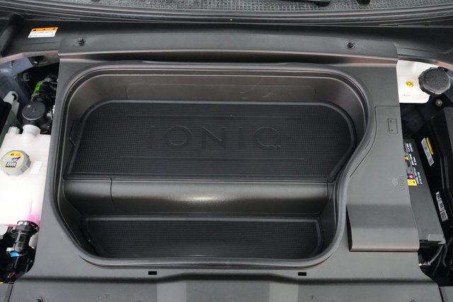 2023 Hyundai IONIQ 6 — photo 23 of 28